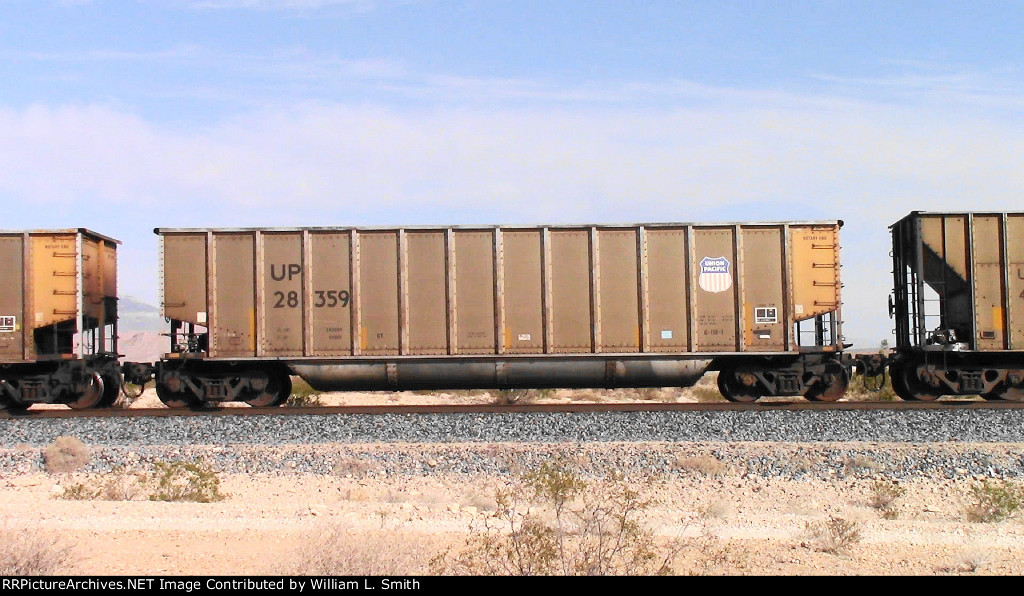 EB Unit Empty Open Hopper Frt at Erie NV -75